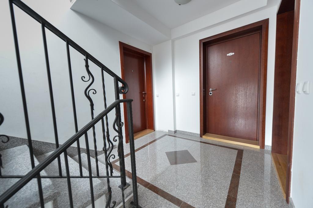 Park Srce Apartments أراندجيلوفاك المظهر الخارجي الصورة
