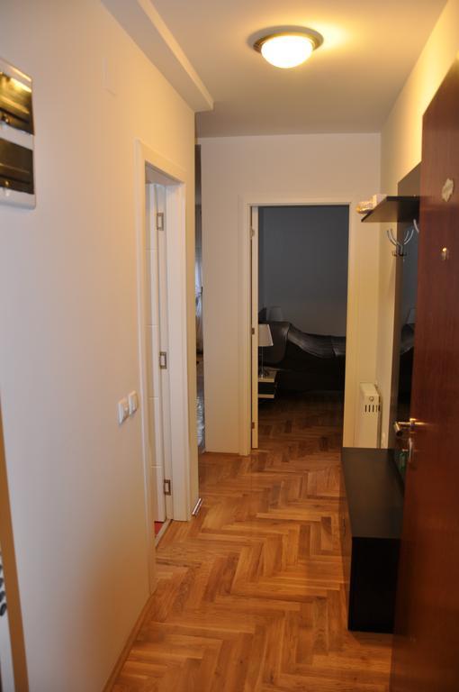 Park Srce Apartments أراندجيلوفاك الغرفة الصورة